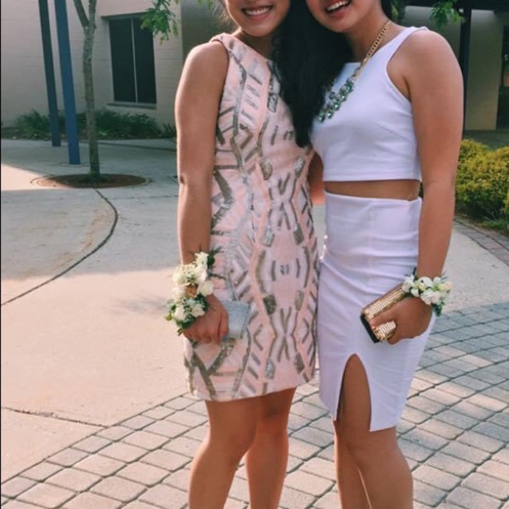 aidan mattox dress